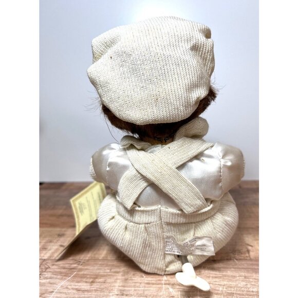 Porcelain Collectors Wind Up Doll  Certificate Of Authenticity Plays music Moves - Picture 5 of 6